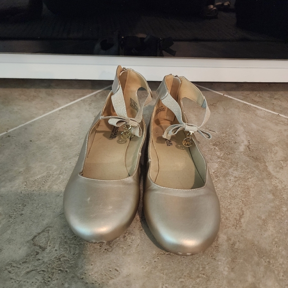 Michael Kors Gold Flats - Picture 2 of 3
